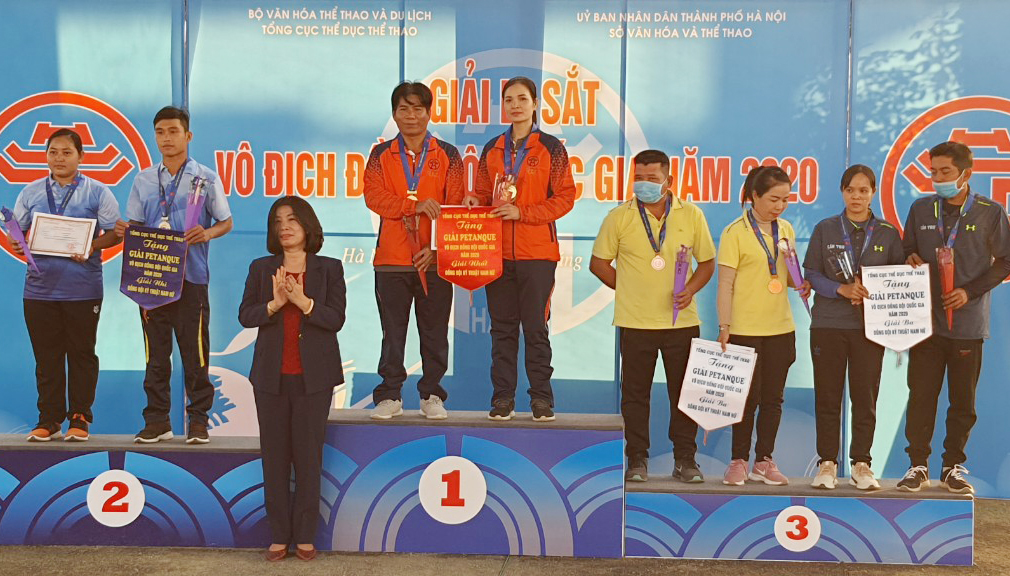 Hà Nội nhất toàn đoàn Giải bi sắt vô địch đồng đội 2020