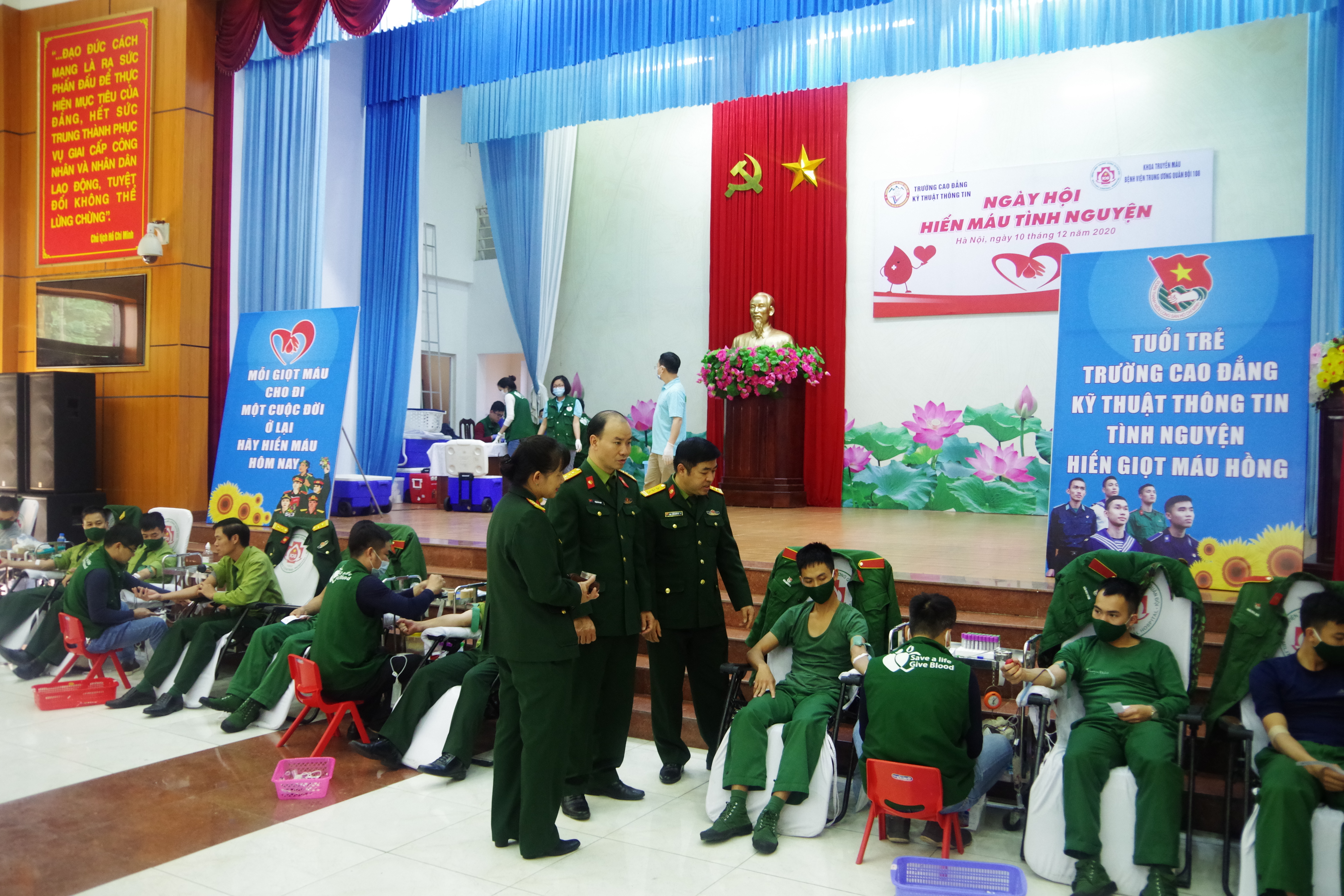 Thu hơn 500 đơn vị máu từ Ngày hội hiến máu tình nguyện