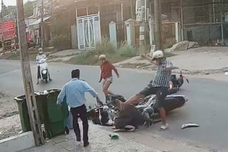 VĂN HÓA GIAO THÔNG KHÔNG CHẤP NHẬN 