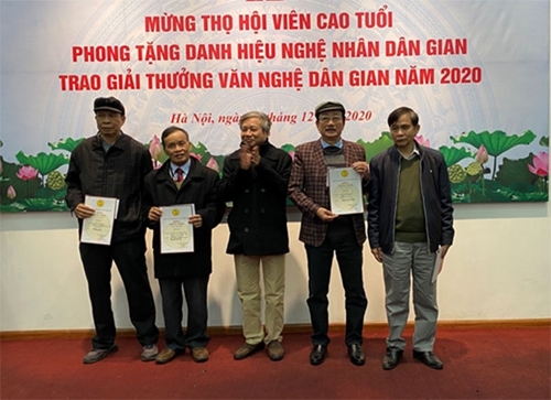 50 công trình đoạt giải thưởng văn nghệ dân gian Việt Nam