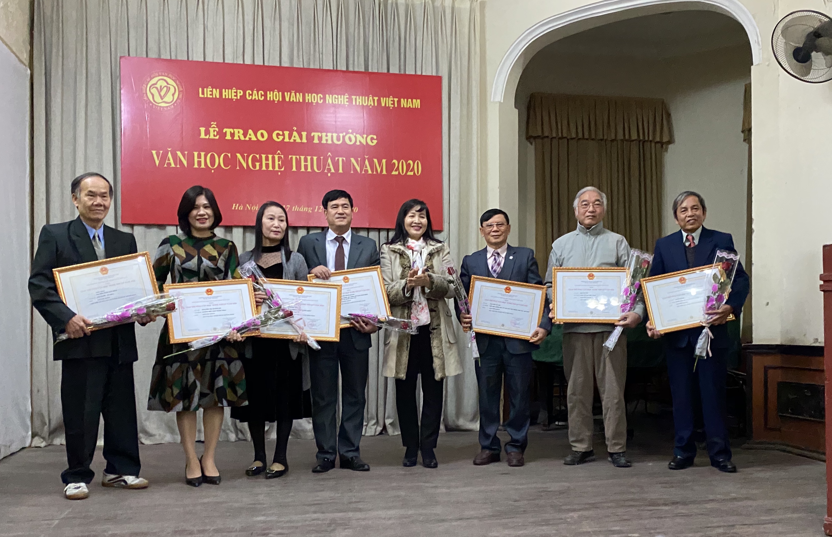 65 tác phẩm đoạt giải thưởng văn học, nghệ thuật năm 2020