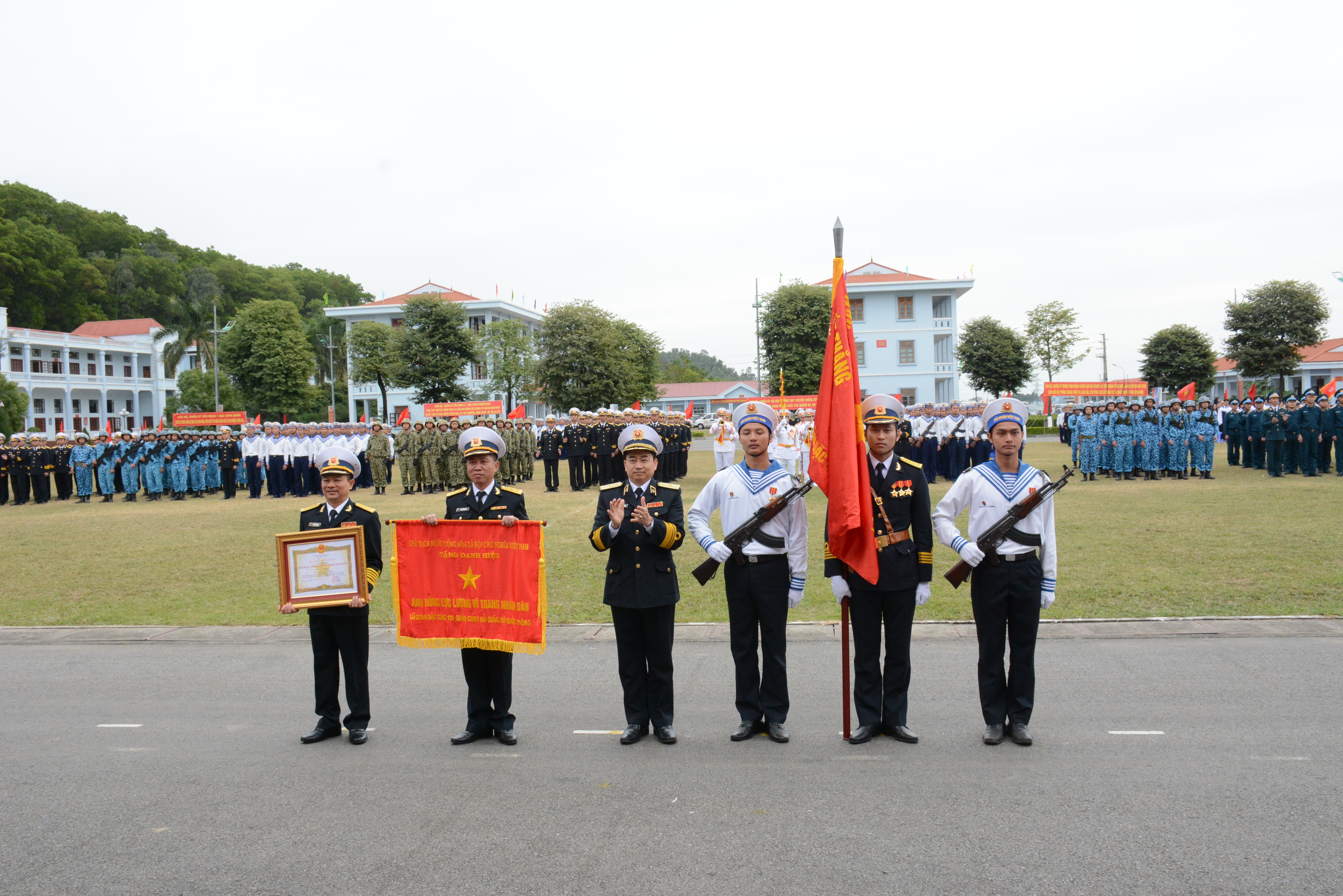  Lữ đoàn Đặc công Hải quân 126 đón nhận danh hiệu Anh hùng Lực lượng vũ trang nhân dân lần thứ ba