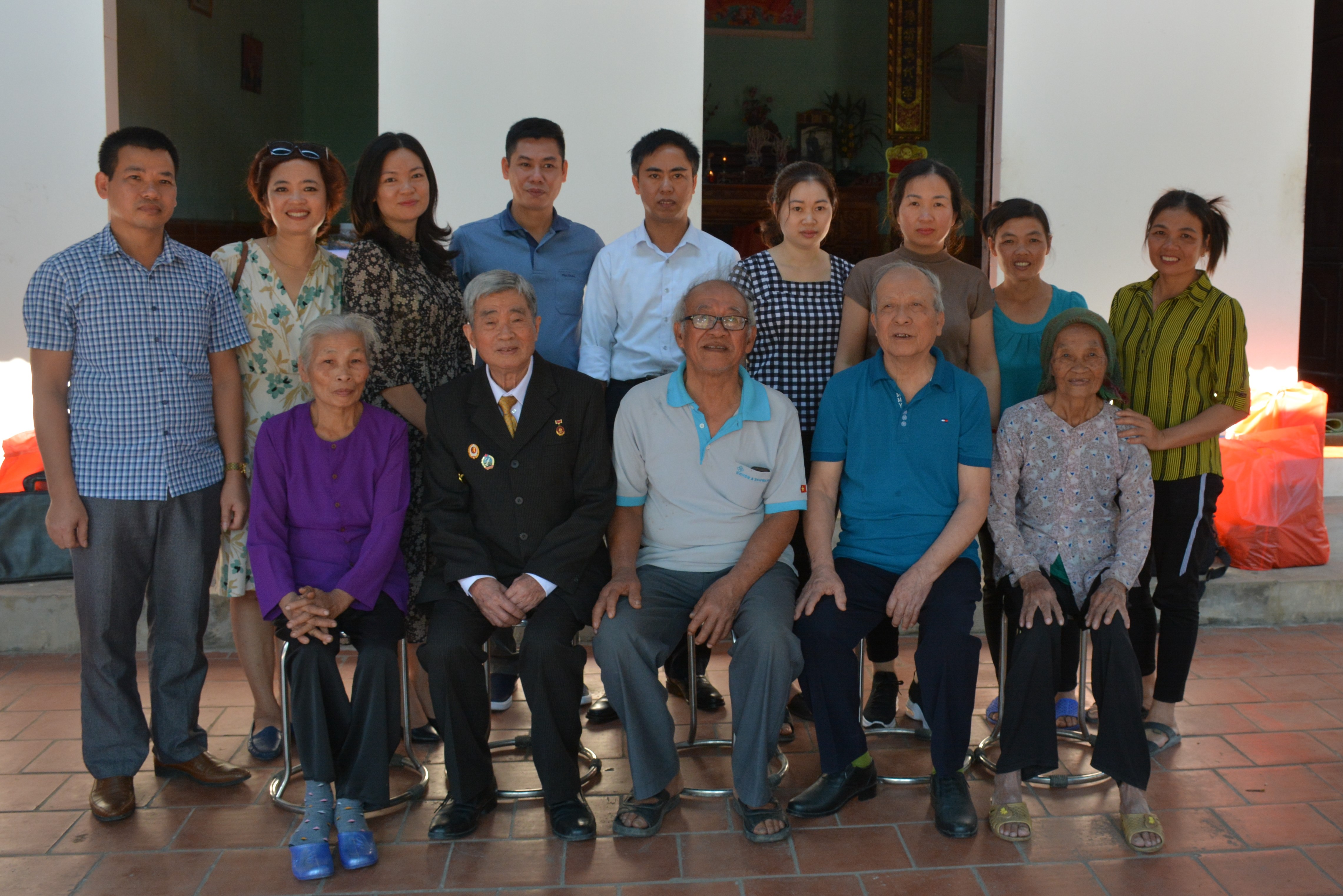 Nghĩa tình quân dân và niềm vui ngày hội ngộ

