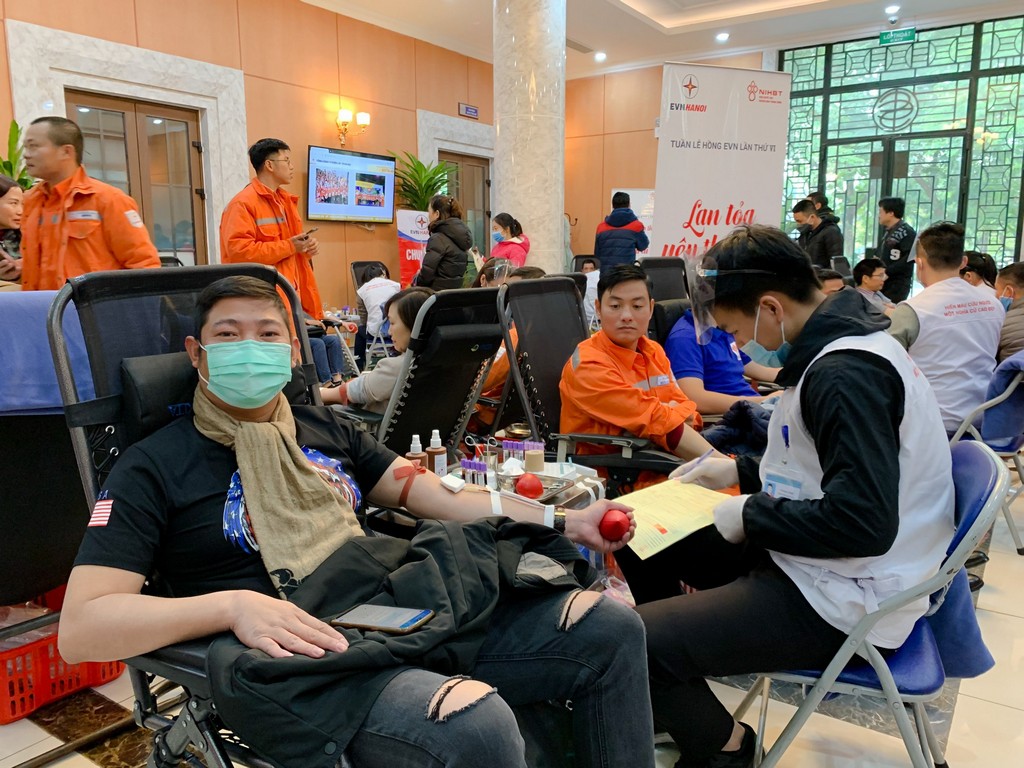 Năm 2020, Viện Huyết học-Truyền máu Trung ương tiếp nhận hơn 324.540 đơn vị máu