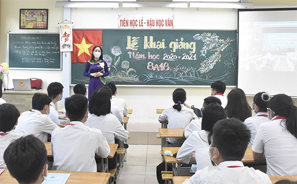 Bảo đảm an toàn sức khỏe thầy-trò, thực hiện đúng tiến độ kế hoạch