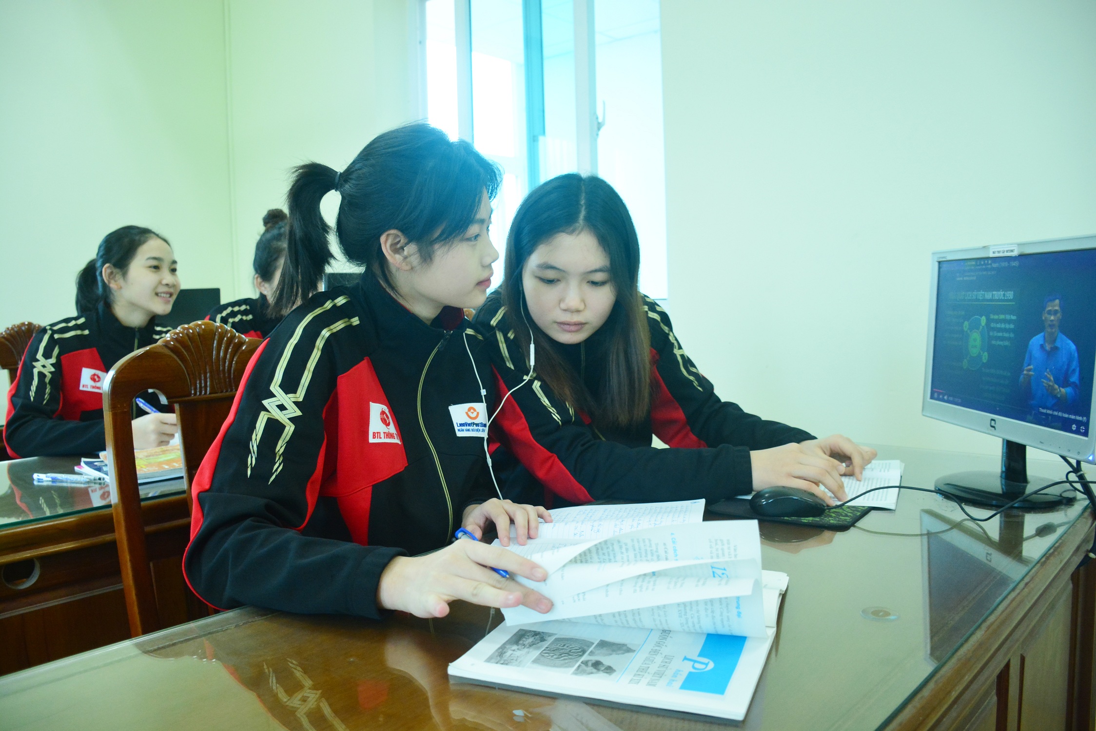 Bóng chuyền nữ Thông tin: Sâu rễ mới bền gốc