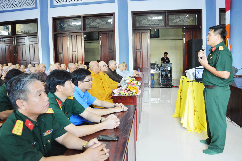 Người truyền “lửa” vào những buổi tuyên truyền