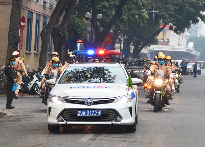 Phát động ra quân Năm An toàn giao thông 2021