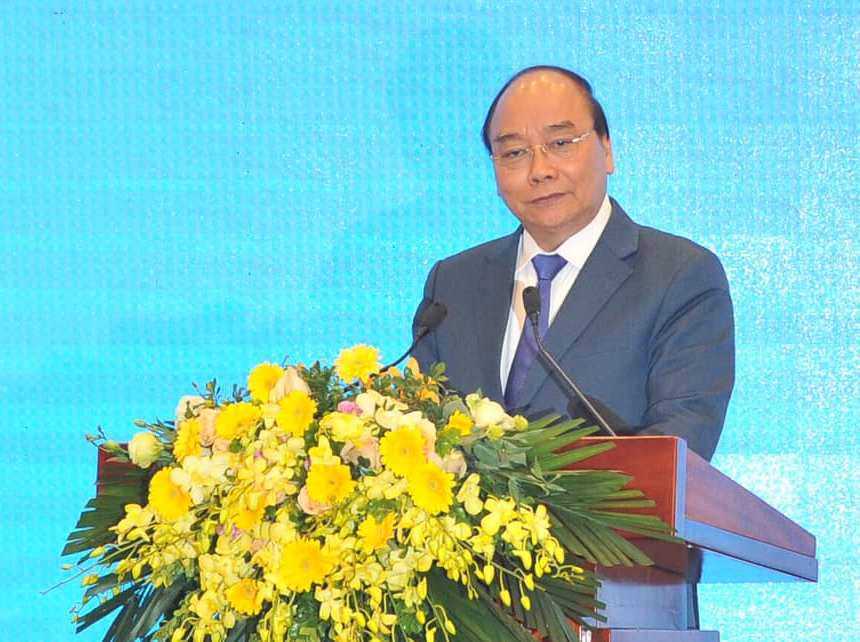 Thủ tướng Nguyễn Xuân Phúc: Đẩy nhanh cơ cấu lại công nghiệp gắn với chuyển đổi số, tạo động lực mới cho tăng trưởng