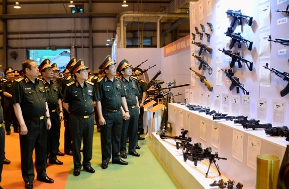 Xây dựng nền công nghiệp quốc phòng lưỡng dụng, phù hợp với nền công nghiệp quốc gia