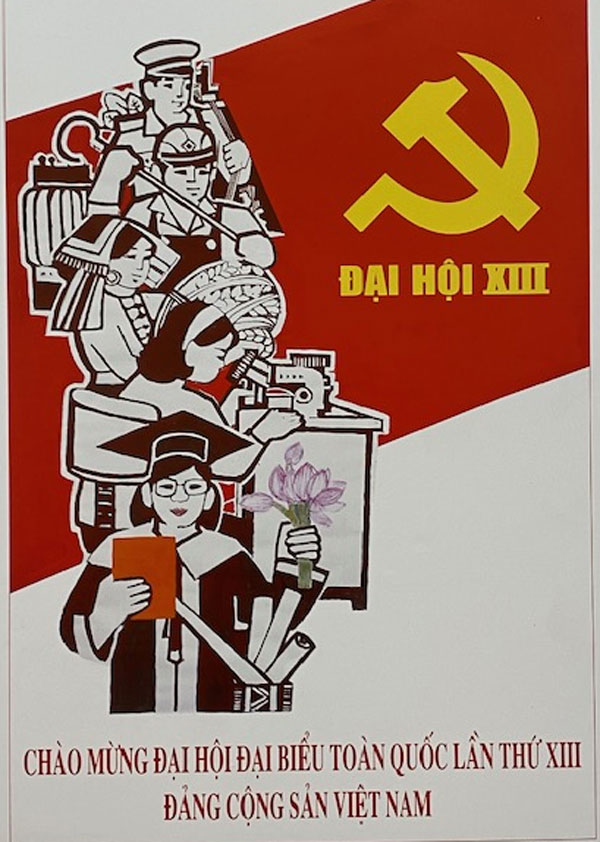 Trưng bày hơn 600 hình ảnh, hiện vật, sách, báo về Đảng Cộng sản Việt Nam