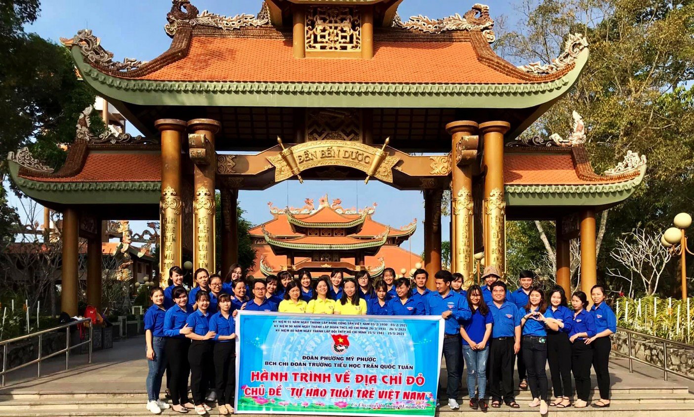 Bồi đắp niềm tin sắt son với Đảng