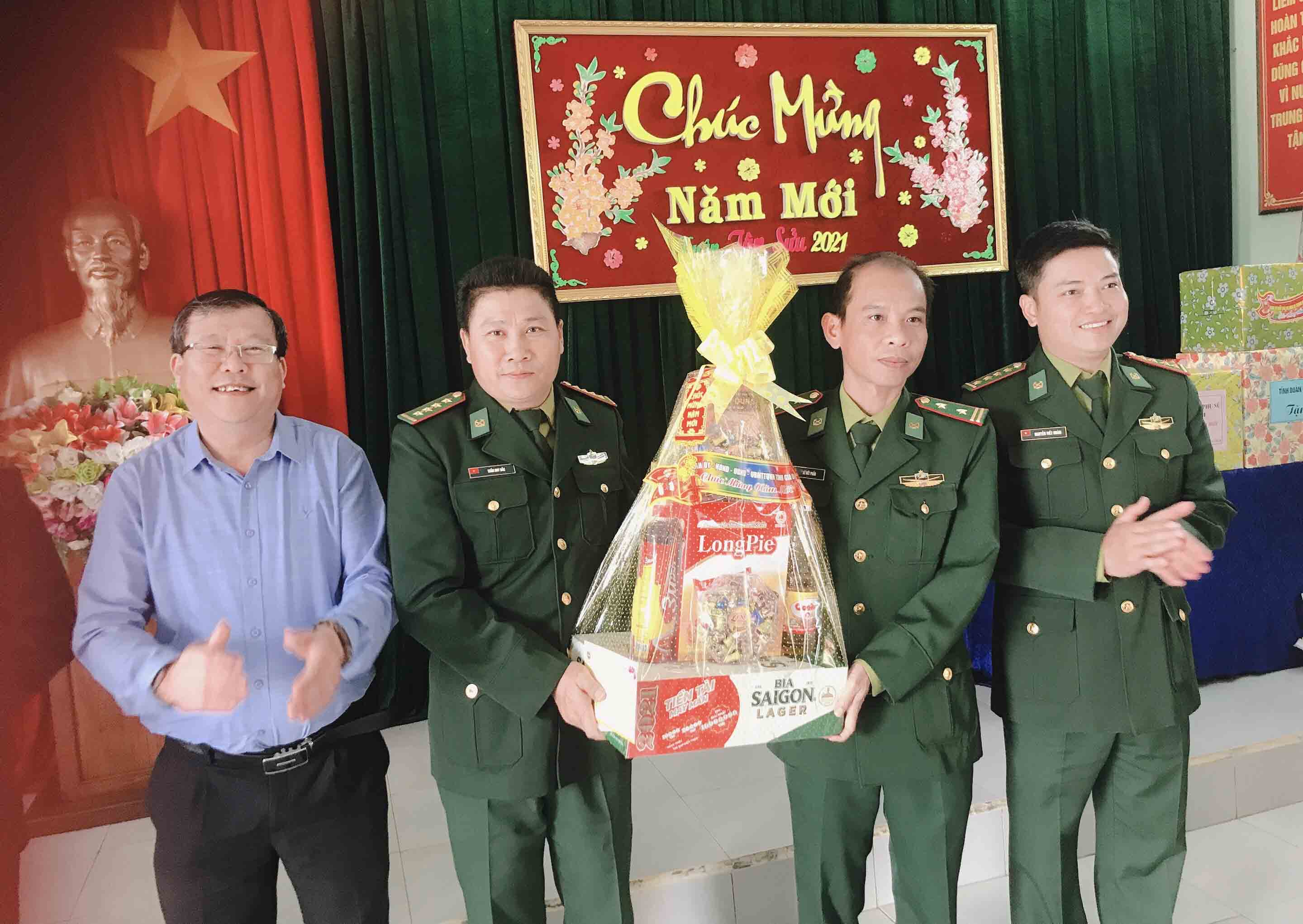 Tỉnh ủy Gia Lai: Thăm chúc Tết Bộ đội Biên phòng