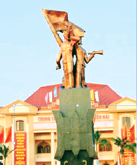 Âm vang tiếng trống năm ba mươi