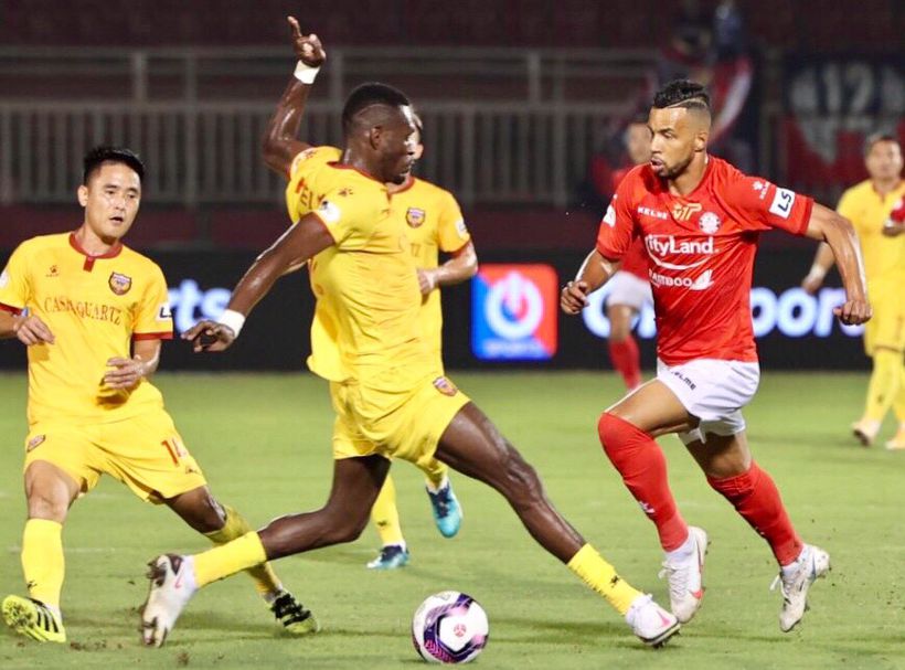 CLB TP Hồ Chí Minh đánh bại Hồng Lĩnh Hà Tĩnh với tỉ số 2-0