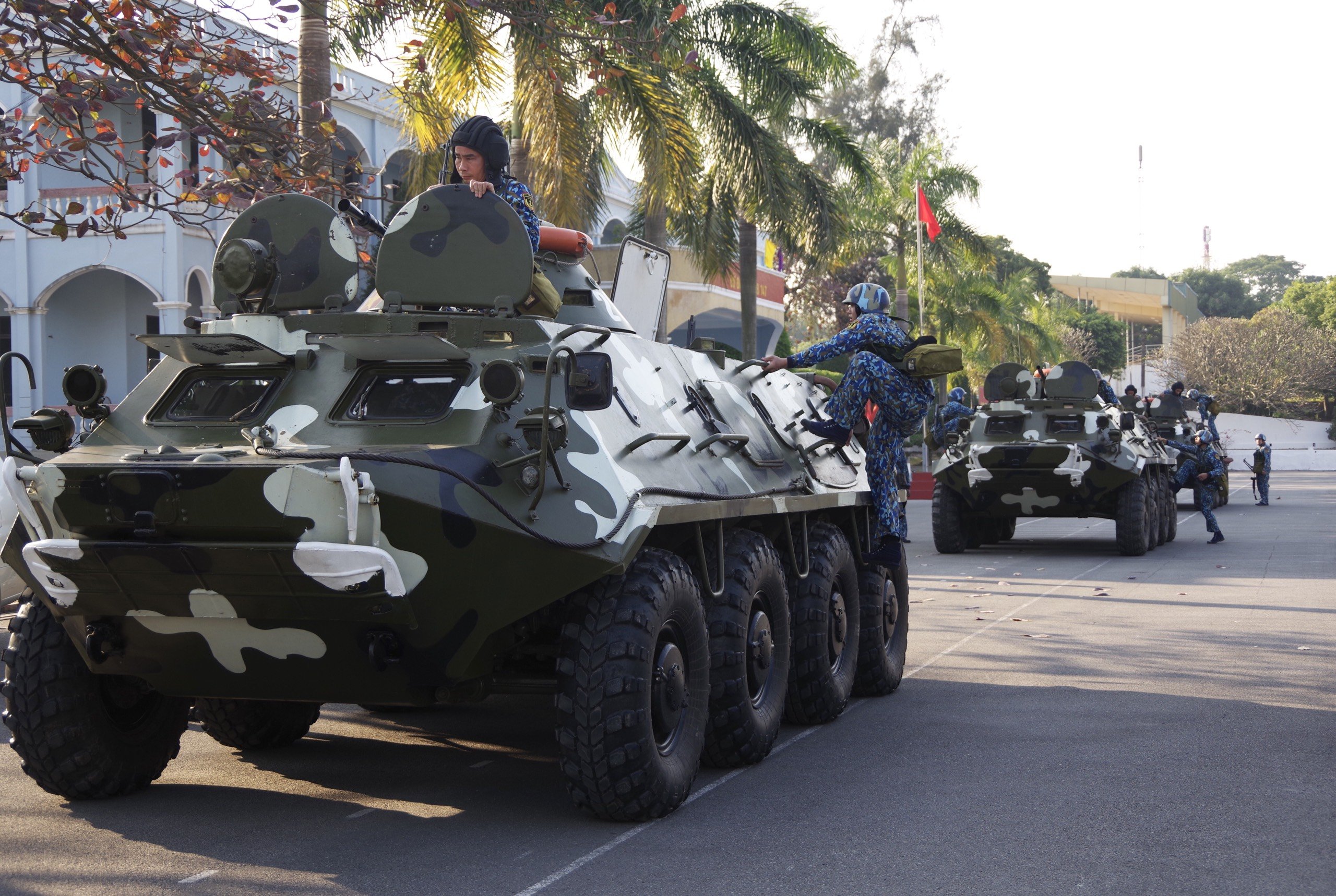 Tăng cường quốc phòng, an ninh bảo vệ Tổ quốc trong tình hình mới

