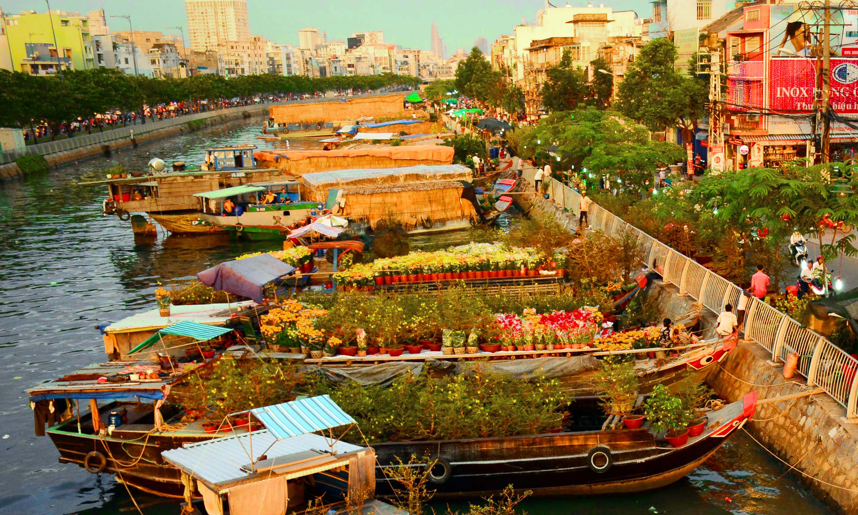 Độc đáo chợ hoa Xuân