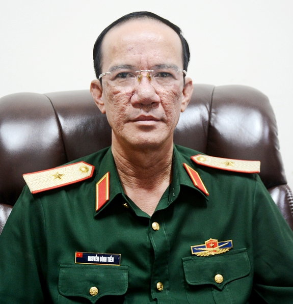 Tiếp tục quan tâm hơn đến việc tăng cường quốc phòng - an ninh 

