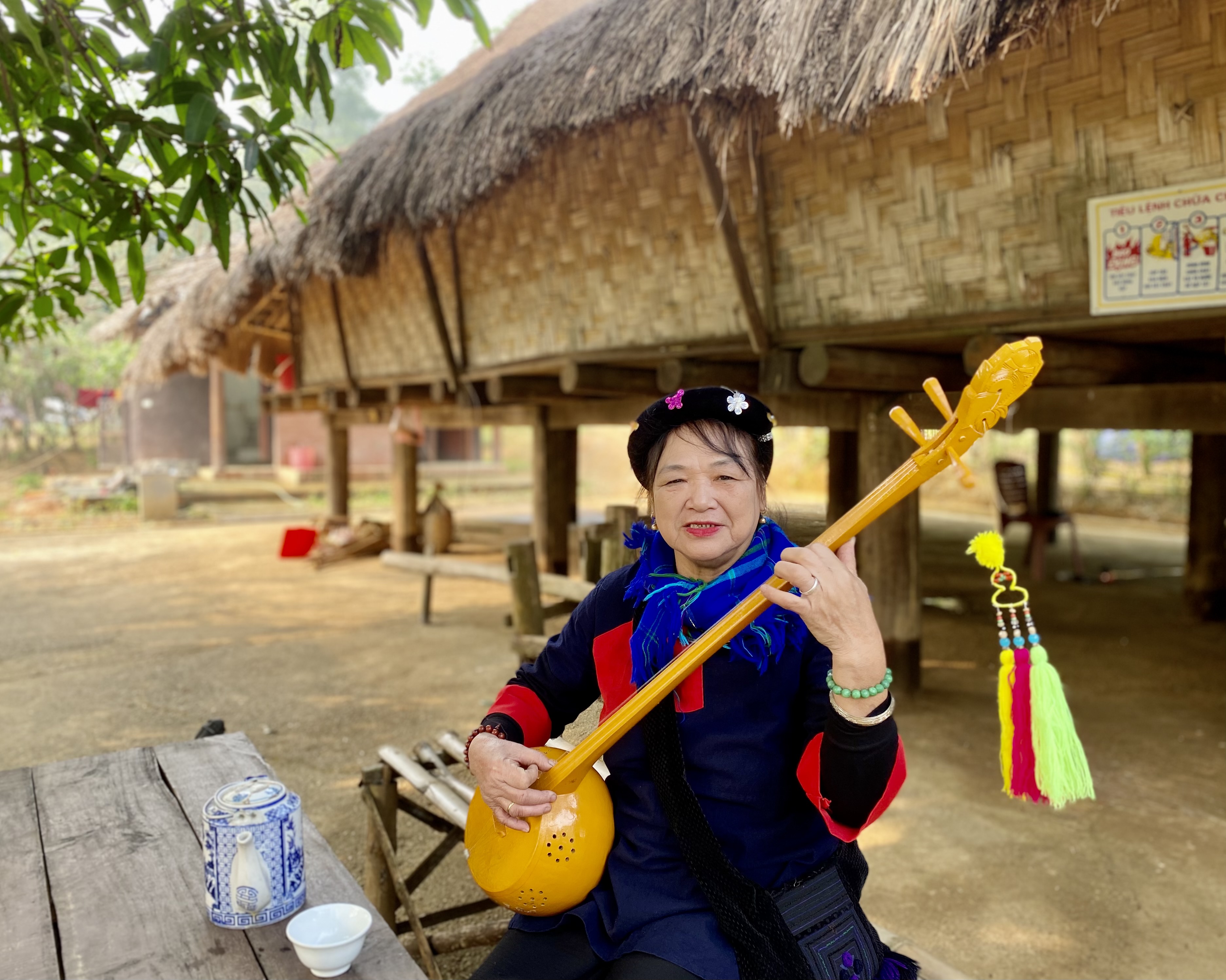 Dặt dìu lời then ơn Đảng