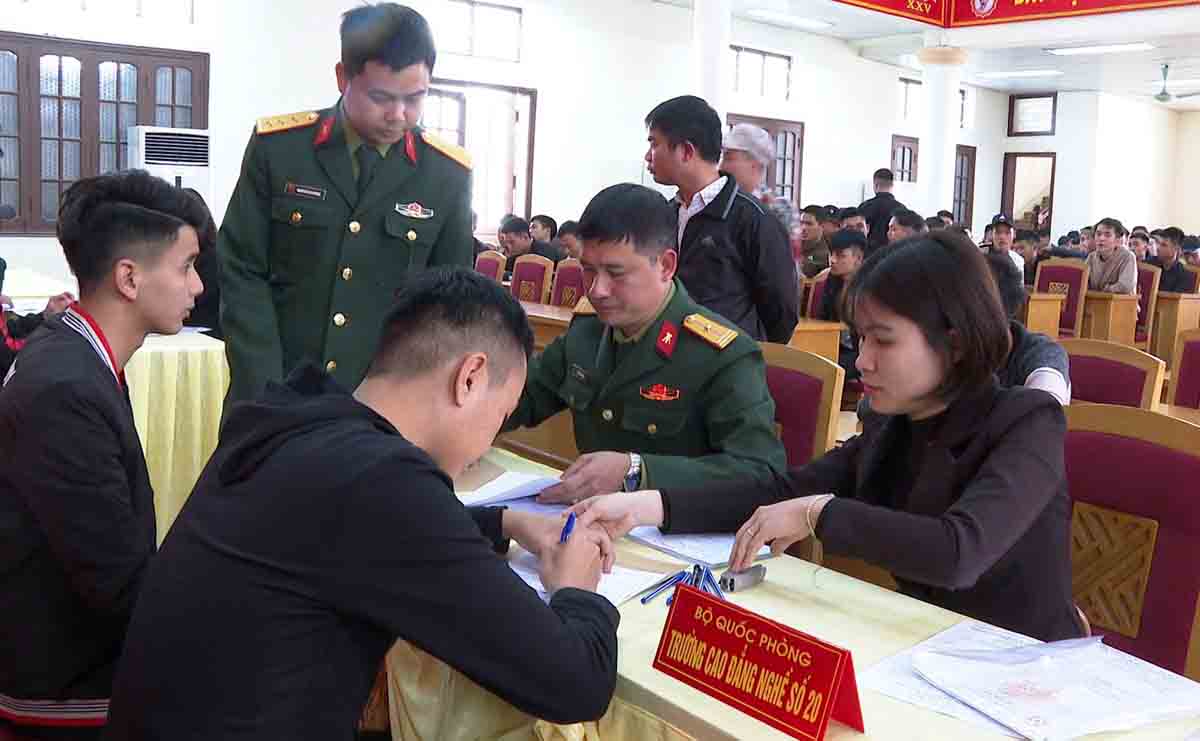 Gặp mặt, định hướng học nghề cho quân nhân xuất ngũ năm 2021