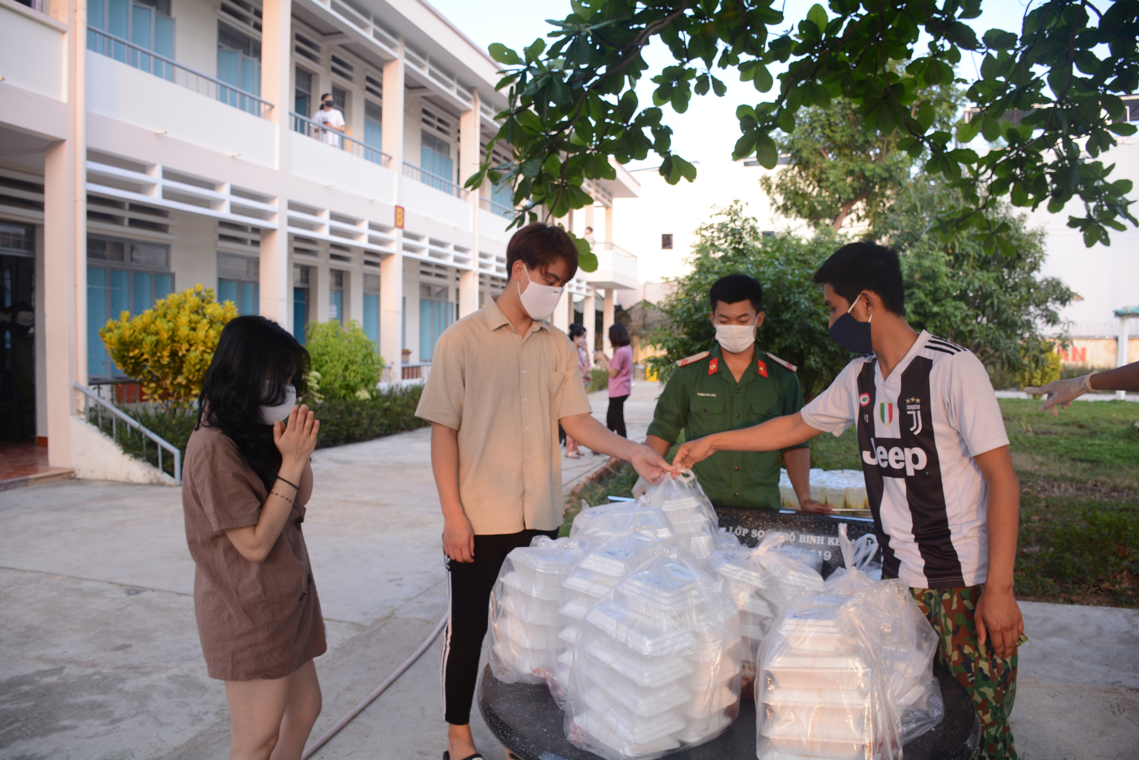 Khánh Hòa, dừng hoạt động tập trung đông người từ 0 giờ ngày 30-1