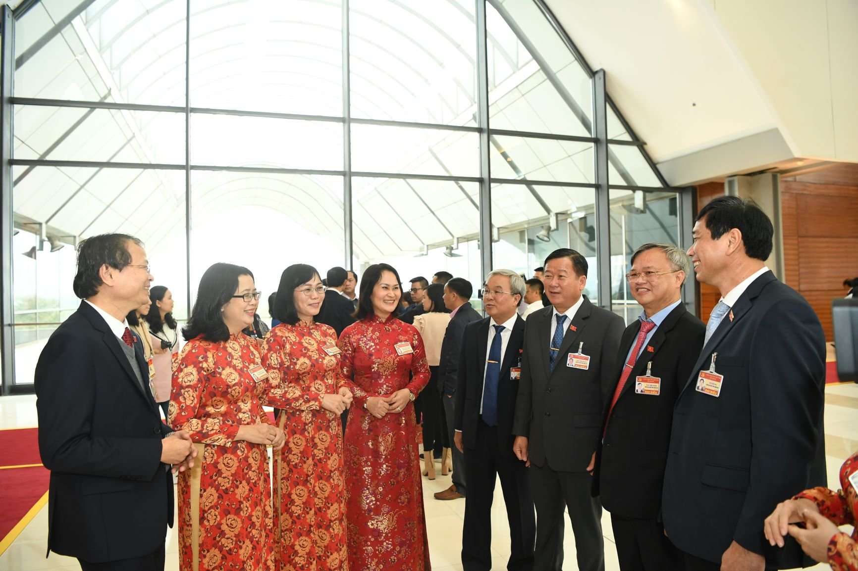 Sáng suốt lựa chọn những tinh hoa của Đảng