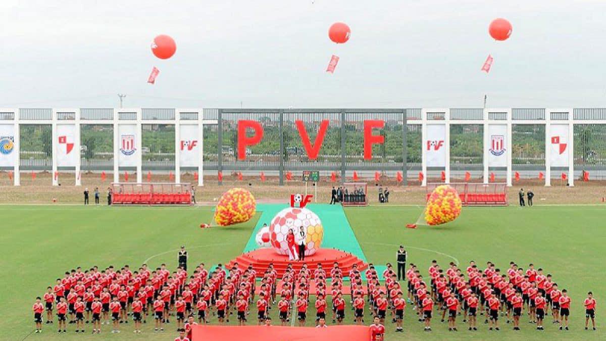 Chuyển giao toàn bộ Trung tâm đào tạo bóng đá trẻ PVF
