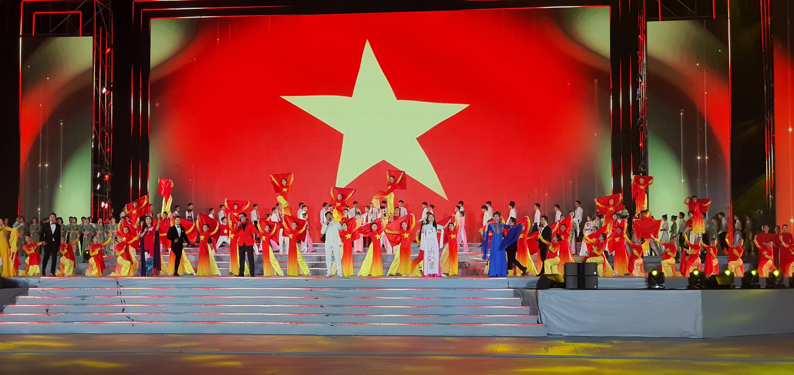 Chương trình nghệ thuật đặc biệt 