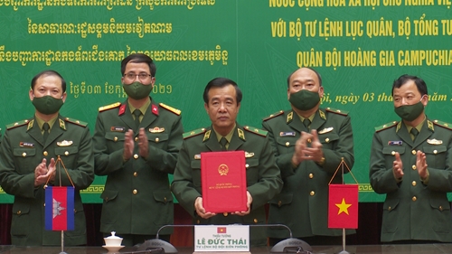 Hợp tác xây dựng biên giới đất liền Việt Nam – Campuchia 