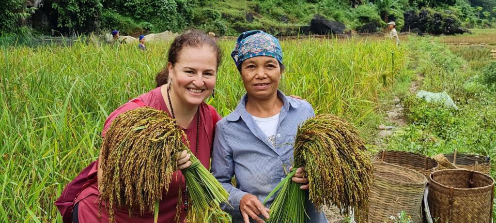 “Cô Tấm” Elisa

