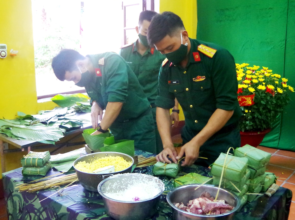 Thi gói bánh chưng đẹp.