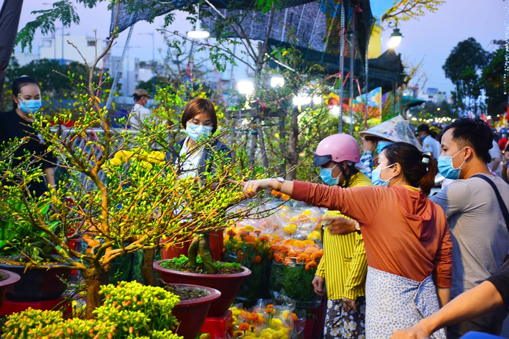 Các hoạt động mua bán bảo đảm yếu tố phòng dịch.
