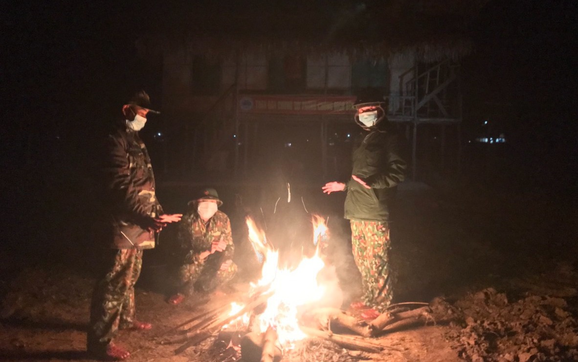 NGÀY TÌNH YÊU CỦA NHỮNG NGƯỜI TRÊN TUYẾN ĐẦU CHỐNG DỊCH 