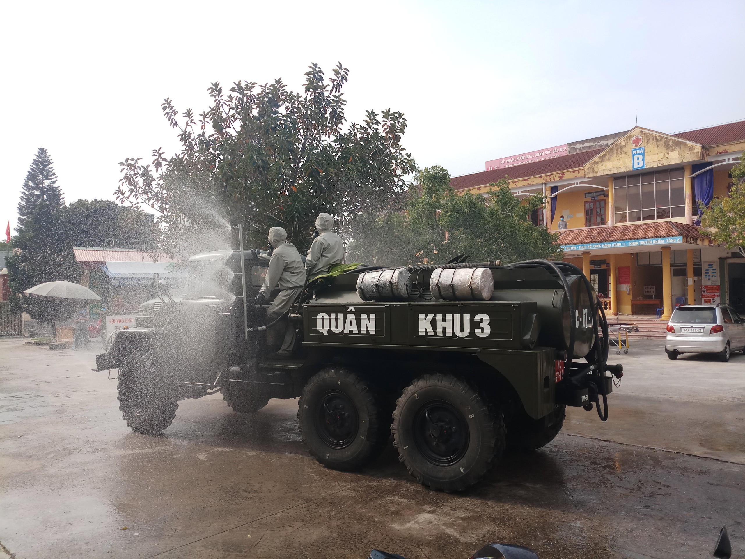 Xung kích đi đầu trong phòng, chống dịch Covid-19