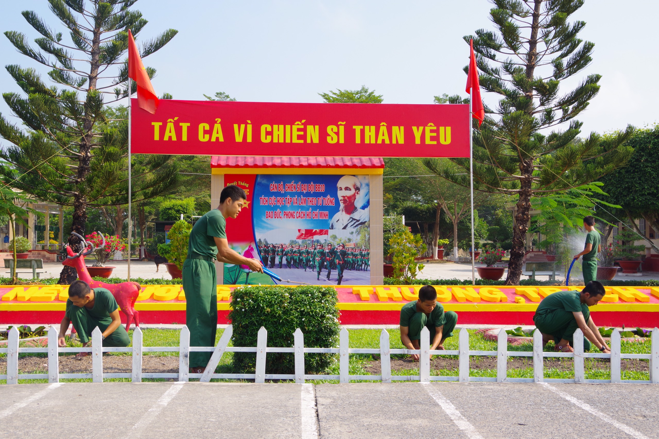 Sức trẻ trên “Tuyến đường thanh niên xanh”