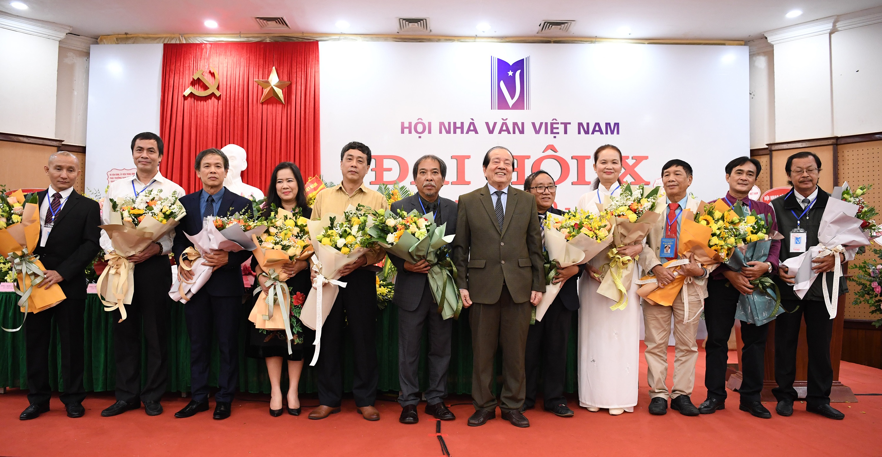 Kích thích sáng tạo của nhà văn, bảo vệ và lan tỏa những giá trị cốt lõi của văn chương đích thực