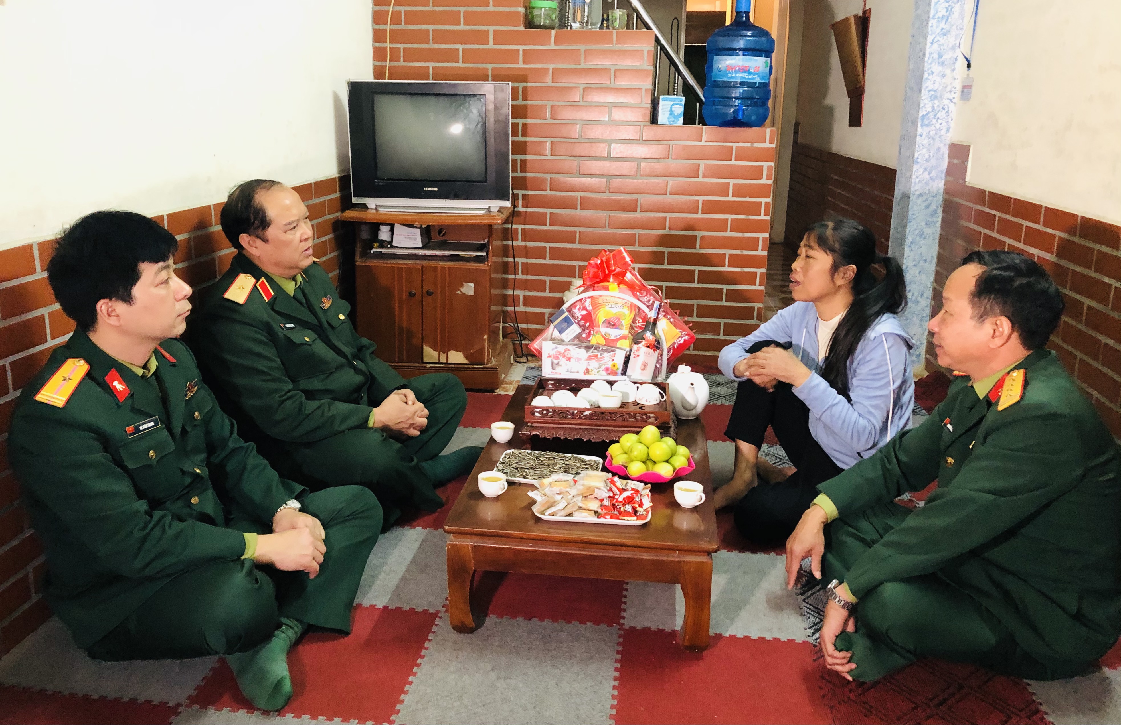 Quan tâm sâu sát, động viên kịp thời