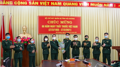 Bộ CHQS tỉnh Hải Dương tổ chức gặp mặt, chúc mừng Ngày Thầy thuốc Việt Nam