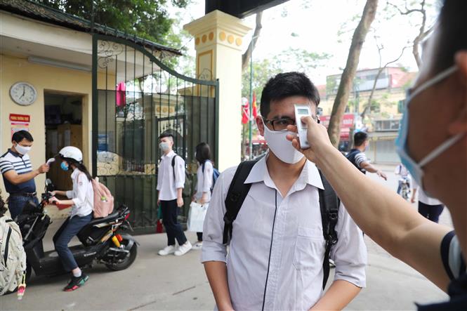 Siết chặt phòng, chống dịch khi học sinh đi học trở lại

