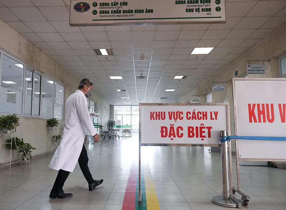 Có vaccine cũng không được chủ quan

