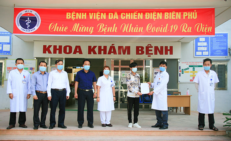 Điện Biên: Bệnh nhân Covid-19 đầu tiên được ra viện