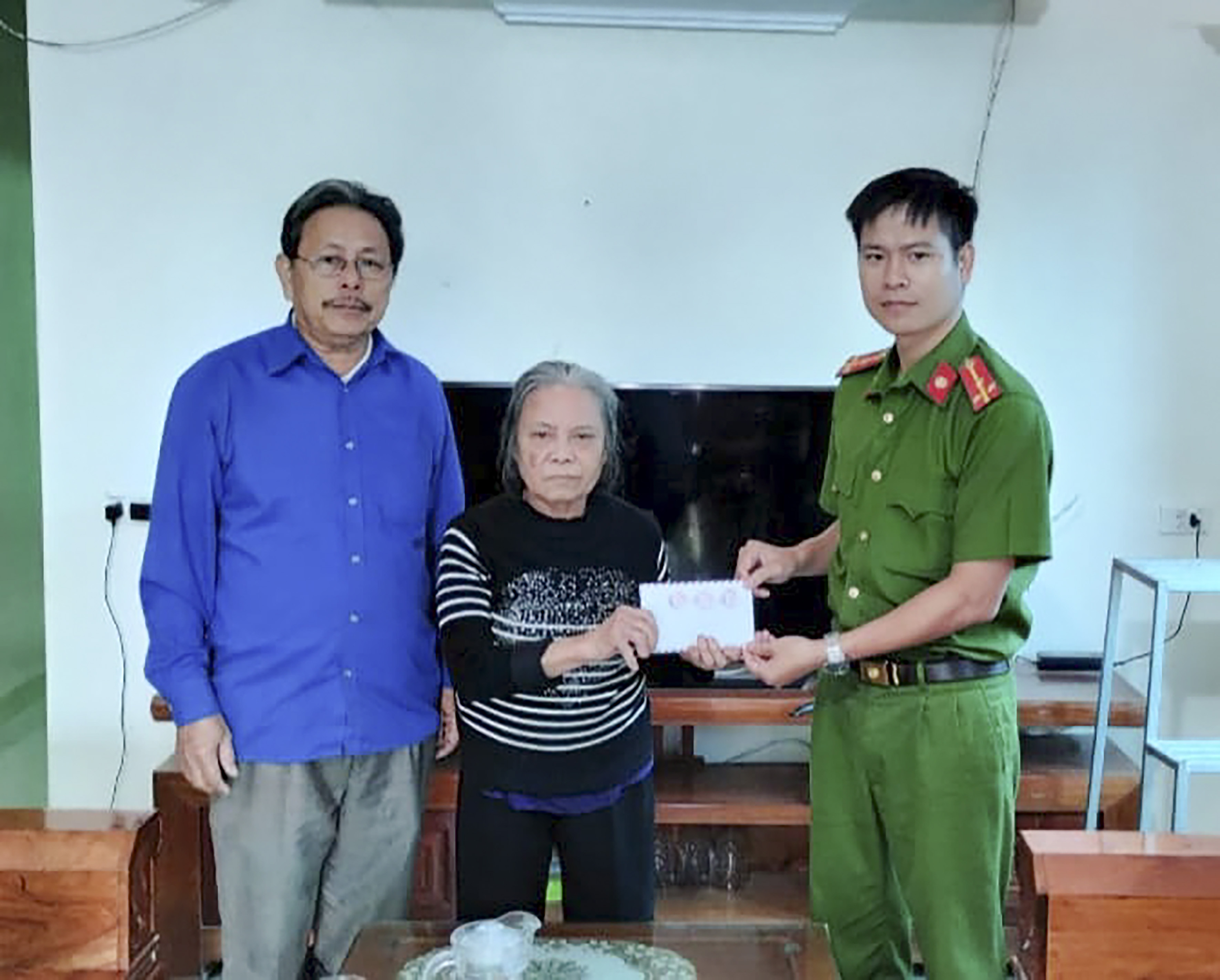 Mô hình “Móc khóa an ninh” giữ bình yên xóm làng