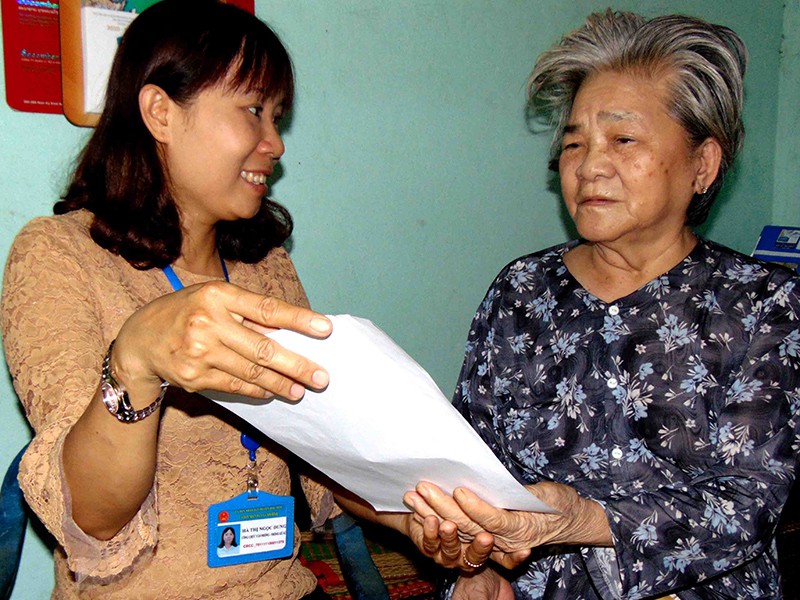 CÁN BỘ TẬN TỤY, DÂN THÊM ẤM LÒNG