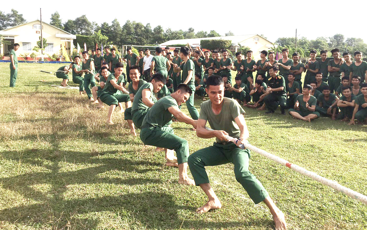 Vui chơi, vui học, vui làm...