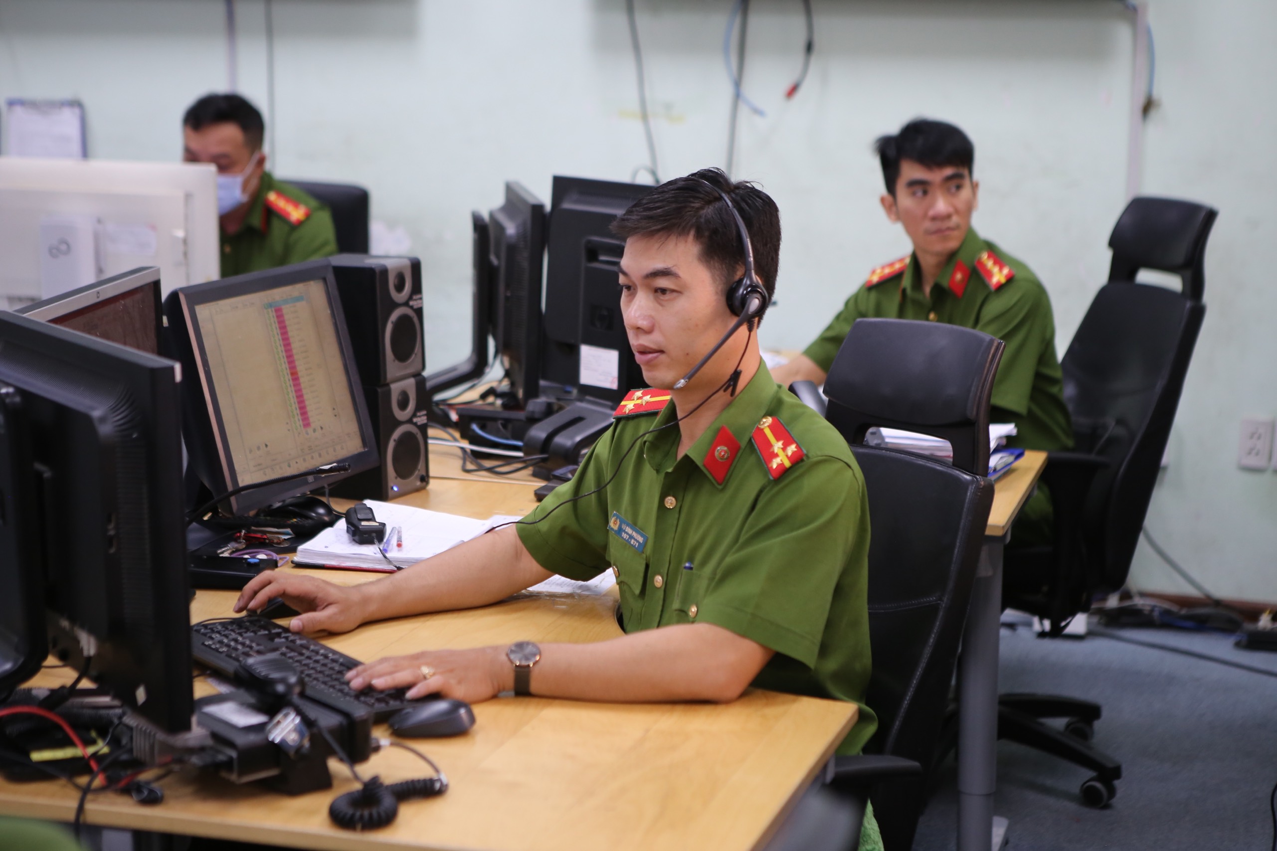 Cầu nối tương tác giữa chính quyền và nhân dân