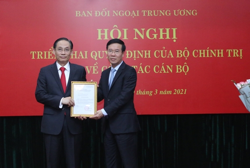 Thứ trưởng Ngoại giao Lê Hoài Trung giữ chức Trưởng Ban Đối ngoại Trung ương

