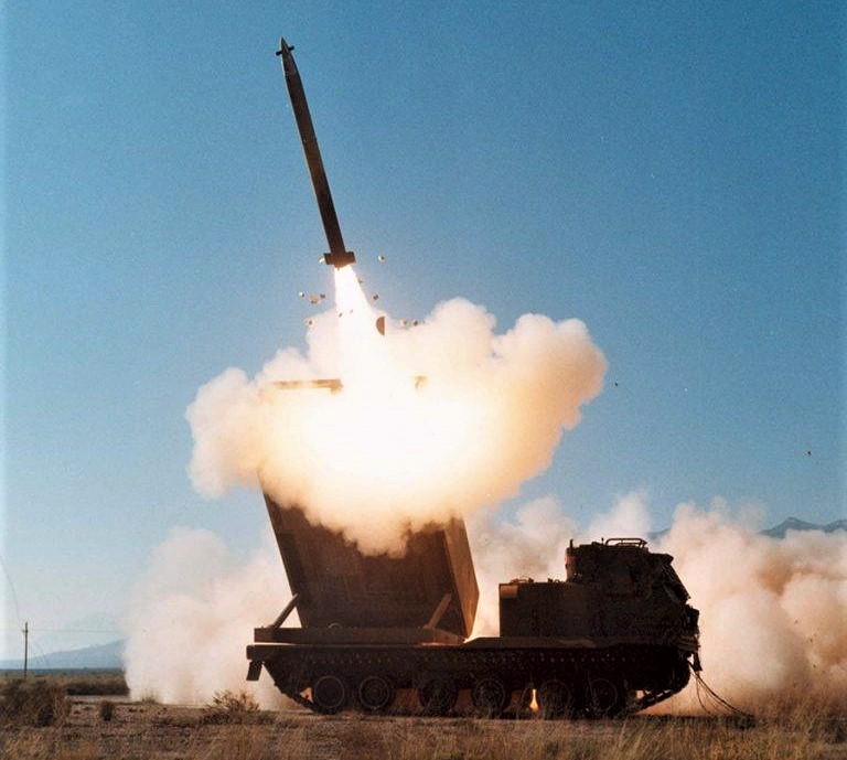 Tên lửa dẫn đường ER GMLRS: Tương lai của lực lượng pháo binh Mỹ