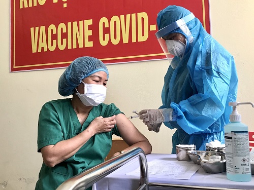 Hơn 27.000 người đã tiêm vaccine phòng Covid-19
