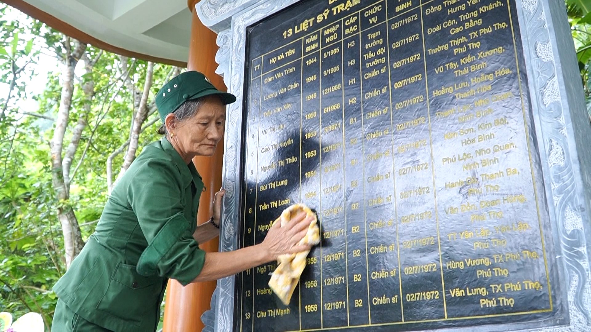 Ân tình với liệt sĩ