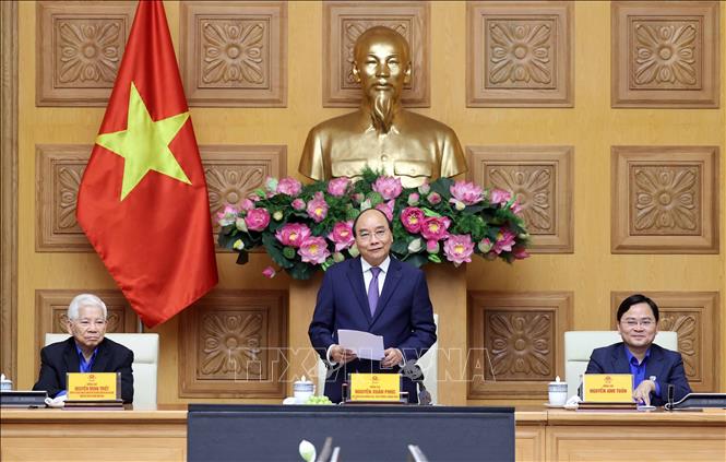 Thủ tướng Nguyễn Xuân Phúc gặp mặt các thế hệ cán bộ Đoàn Thanh niên